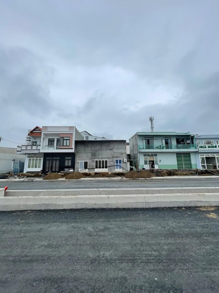 Nhà mặt tiền Ven Sông Cái Bửu Long, Trấn Biên, 60m² giá 5 tỷ - Đầu tư sinh lời ngay!