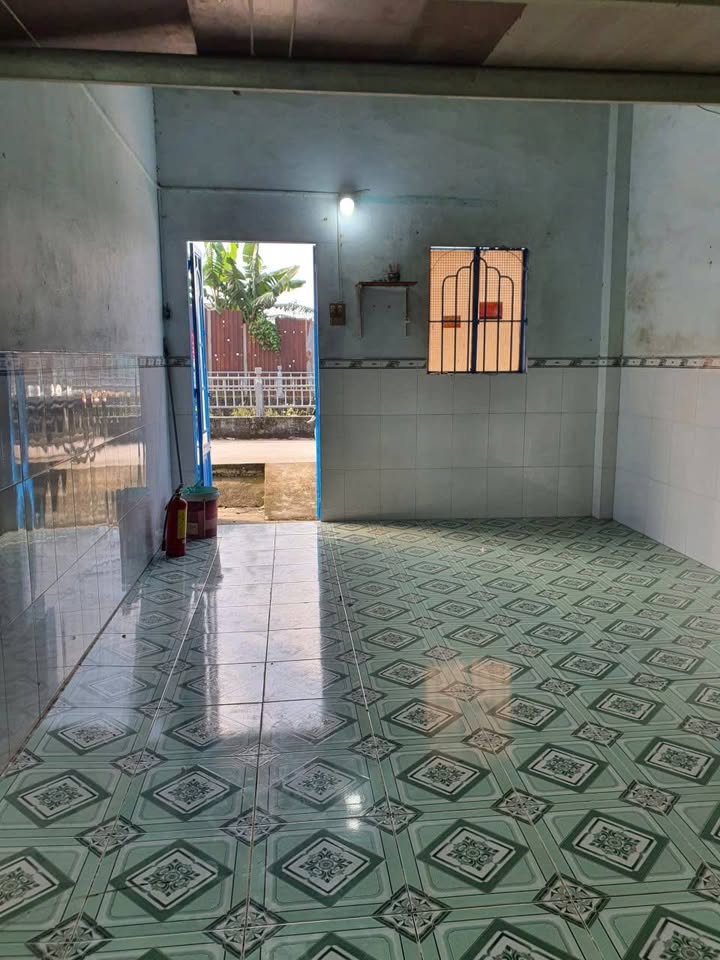 Phòng trọ cho thuê mặt tiền Thạnh Xuân 14, quận 12, 21m² - Giá chỉ 1,8 triệu/tháng!