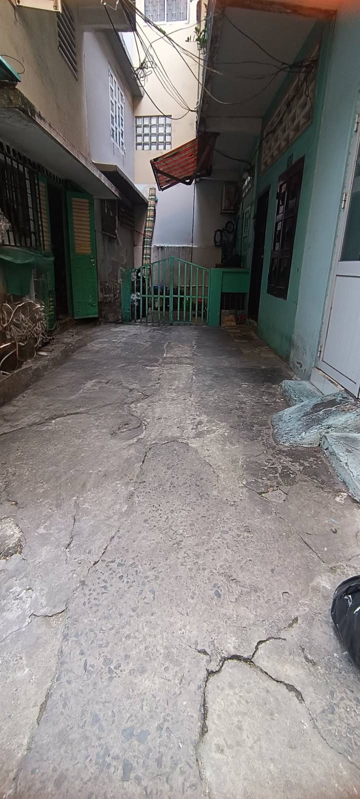 Bán nhà 293 Nguyễn Duy Dương, Quận 10, 34m² - Vị trí đắc địa, giá 4.9 tỷ!