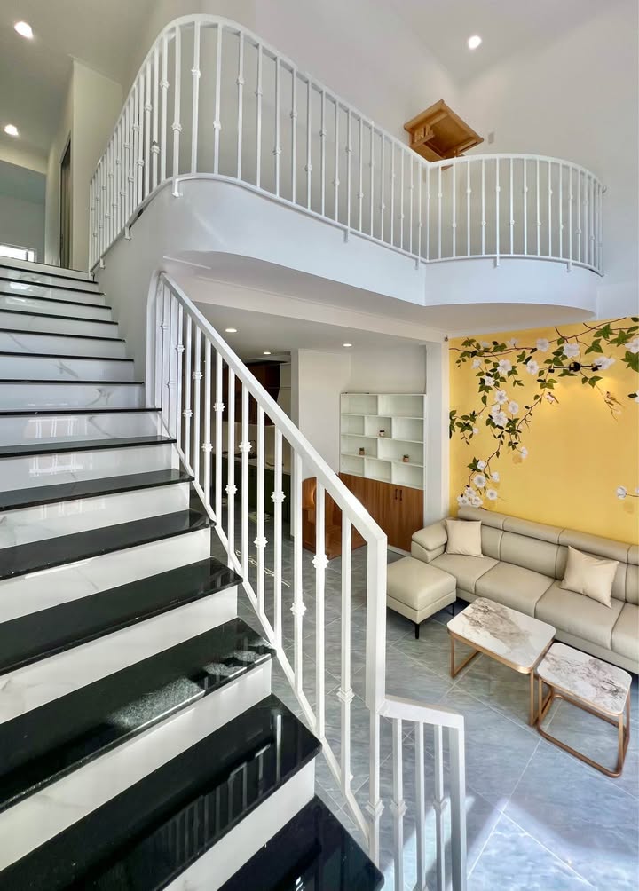 Nhà riêng Phan Thiết 61m² giá 2.95 tỷ - Thiết kế hiện đại, gần cà phê Vườn Xanh!