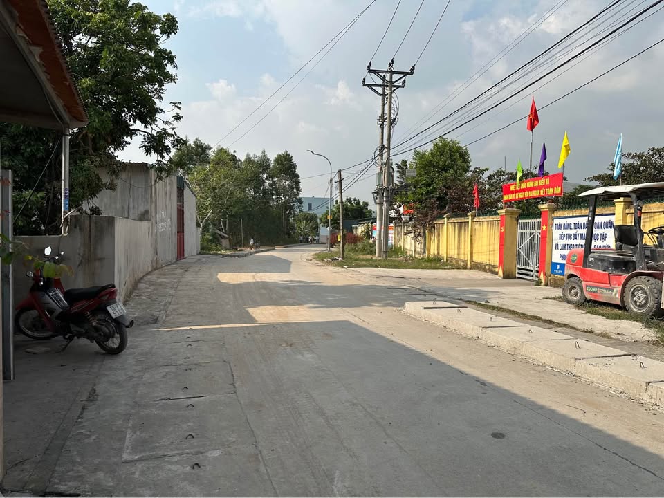 Đất KCN Đông Mai 120m² - Đường rộng ô tô tránh nhau, chính chủ bán gấp!