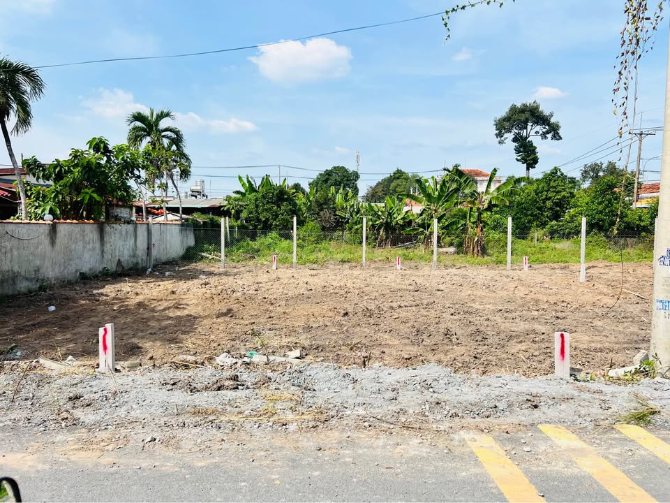 Đất Phước Vĩnh An Củ Chi 88m² giá 1.95 tỷ - Sổ riêng, xây dựng tự do!