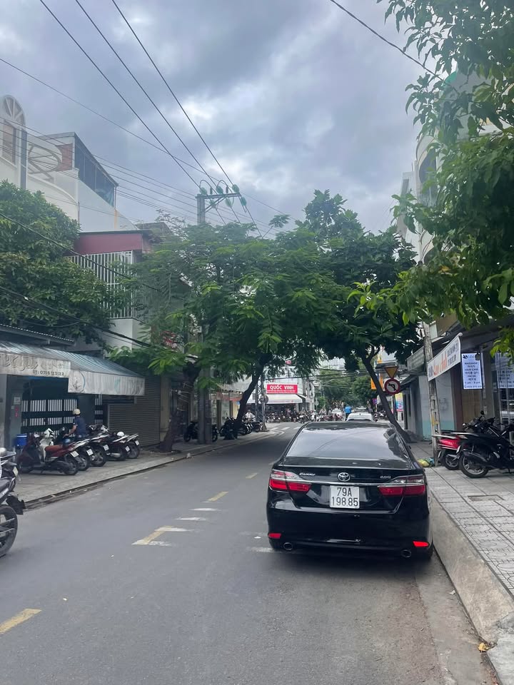 Bán nhà mặt tiền đường Lê Đại Hành Nha Trang 229m² chỉ 36 tỷ - Đầu tư sinh lời ngay!