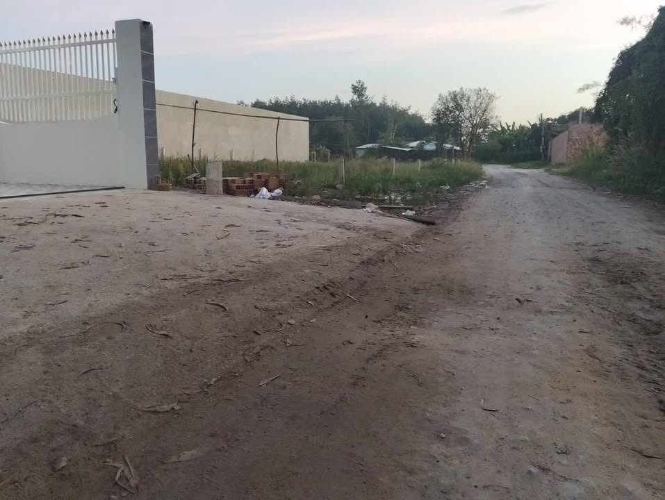 Nhà phố Hòa Lợi, Trảng Bàng 125m² giá 1.4 tỷ - Nhà mới 100% tặng nội thất!