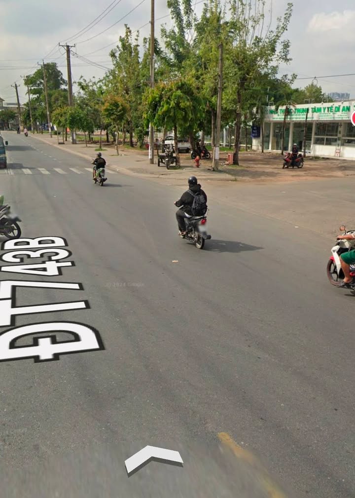 Bán mặt tiền ĐT 743 - Dĩ An, Bình Dương - 716m² thổ cư 128m² - Phù hợp kinh doanh