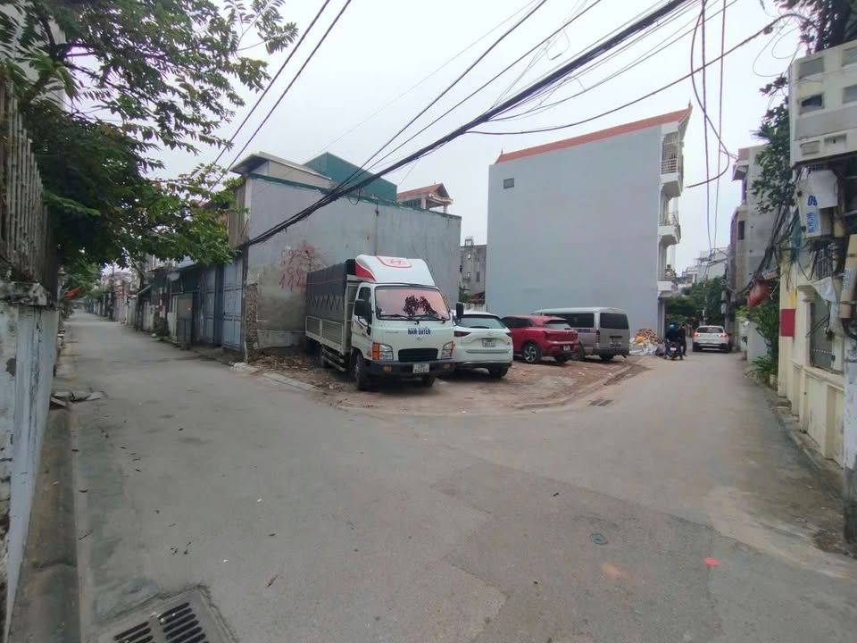 Đất Phố Giang Biên, Long Biên 50m² giá 8.95 tỷ - Đầu tư sinh lời ngay!