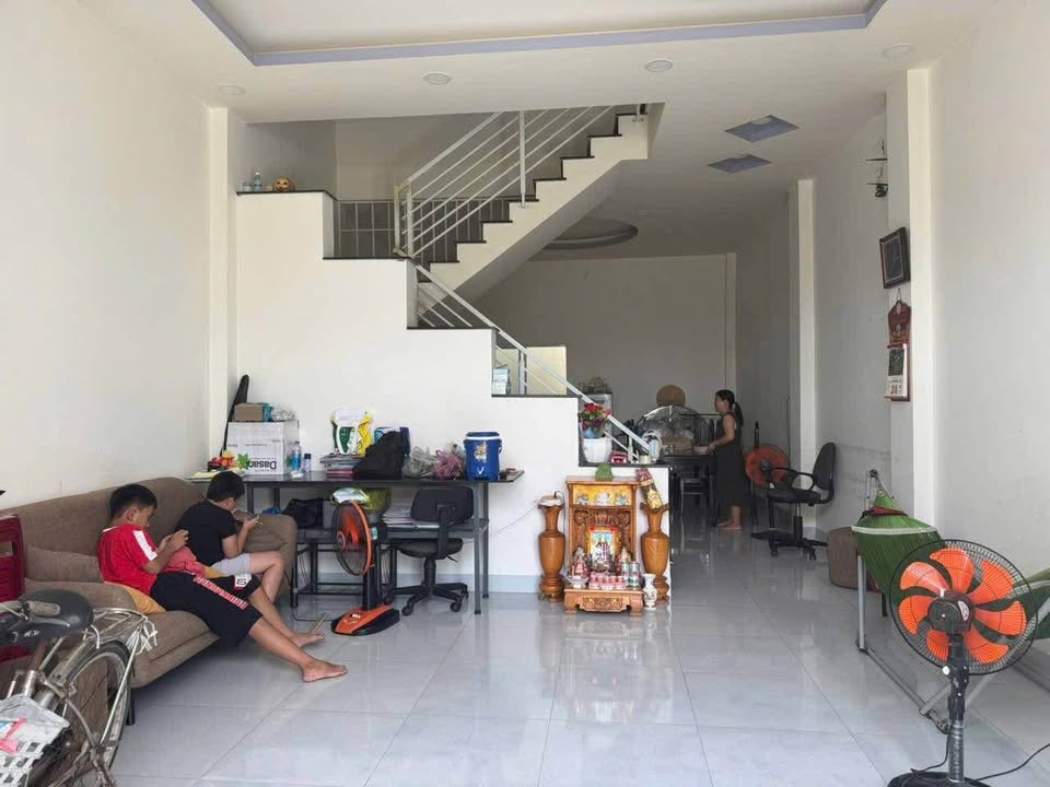 Nhà cho thuê tại Vĩnh Thạnh, Nha Trang 65m² giá 5 triệu - Nhà trống, vào ở ngay!