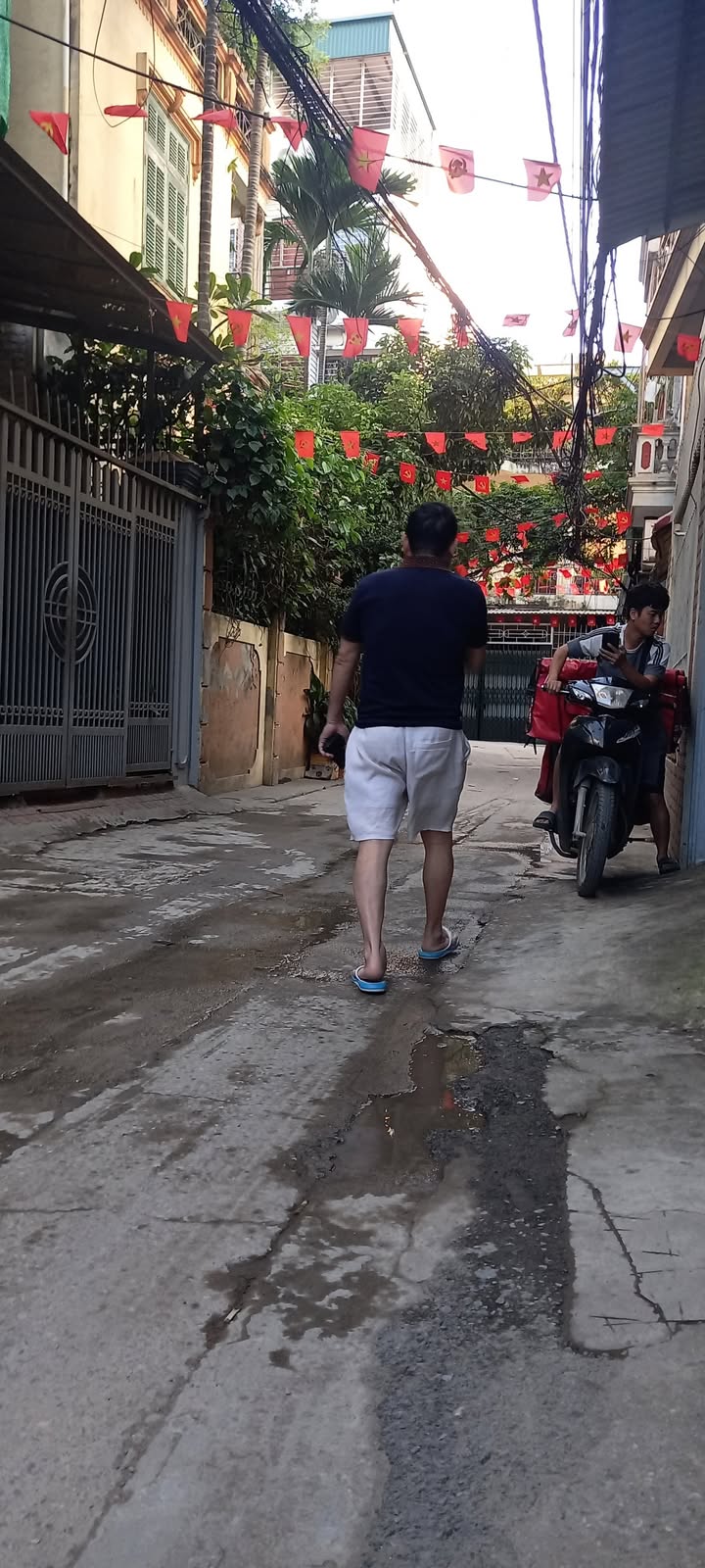 Nhà phố 5 tầng tại Tam Trinh 39m² giá 6.9 tỷ - Vị trí tuyệt đẹp gần hồ