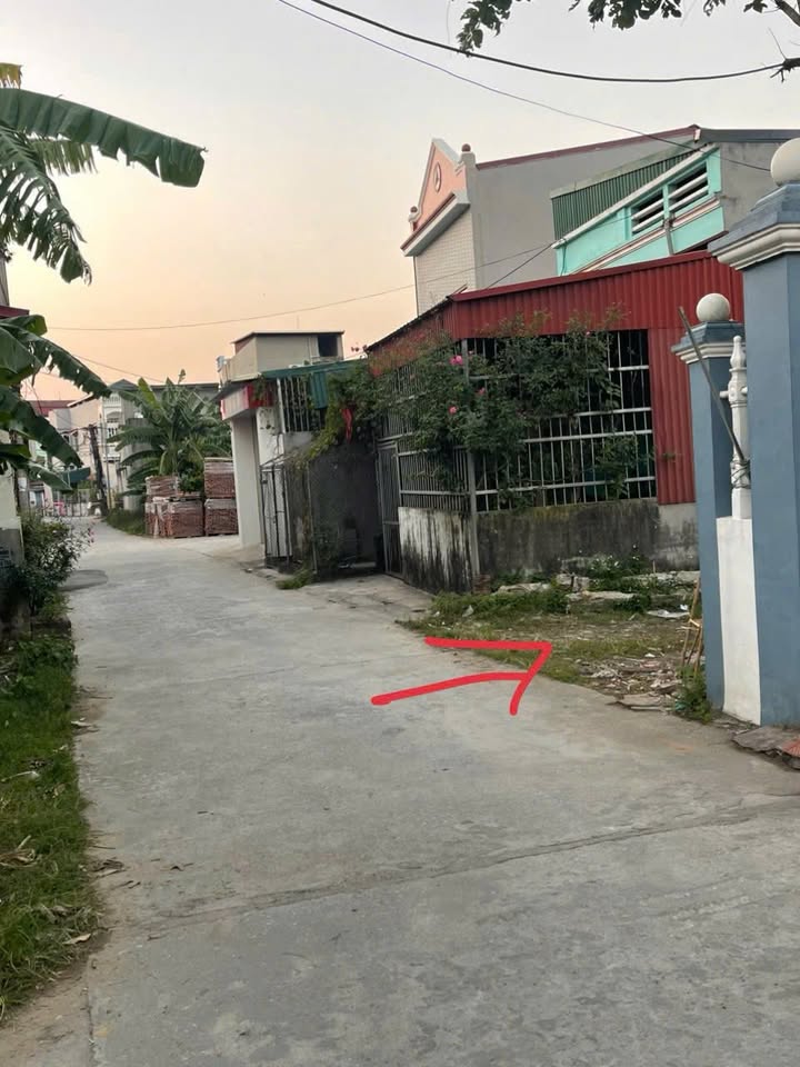 Lô đất đấu giá Nhân Quyền - Bình Giang 100m² giá 1.9 tỷ - Sổ đỏ chính chủ, sang tên nhanh chóng!