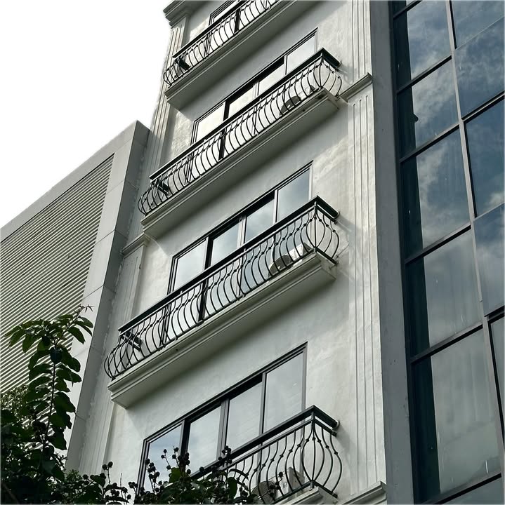 Nhà mặt phố Tây Sơn, Đống Đa, 8 tầng, giá 28 tỷ - Đầu tư sinh lời ngay!