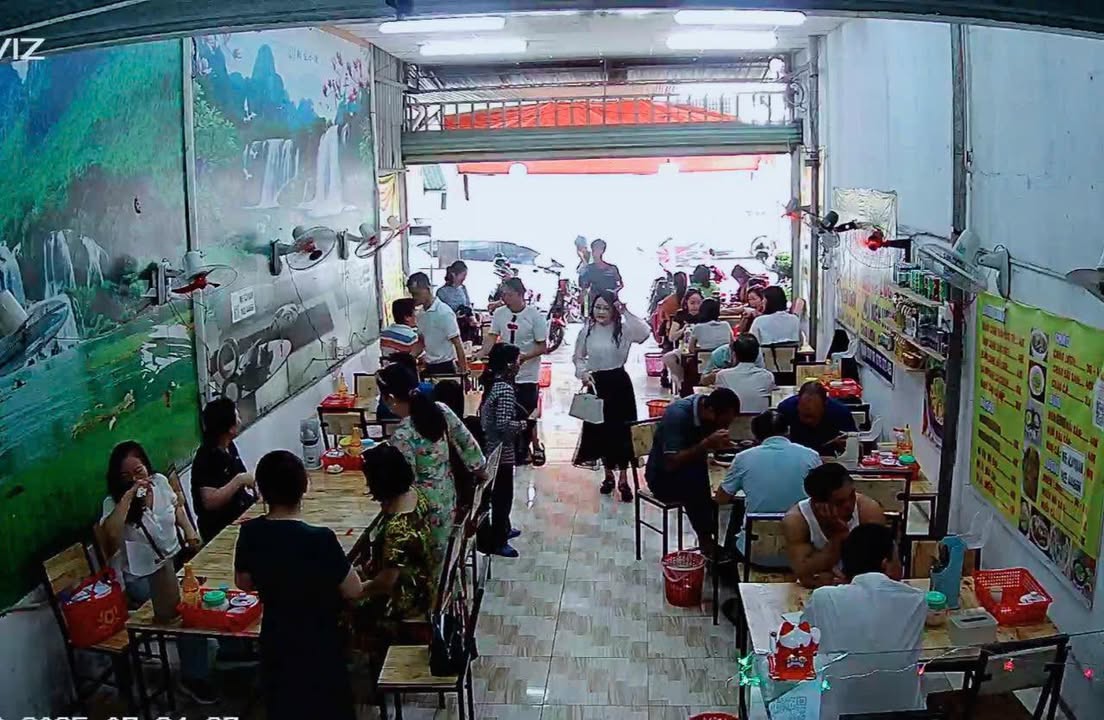 Mặt bằng kinh doanh Dĩ An 125m² giá sang 120 triệu - Kinh doanh ngay không cần sửa sang!