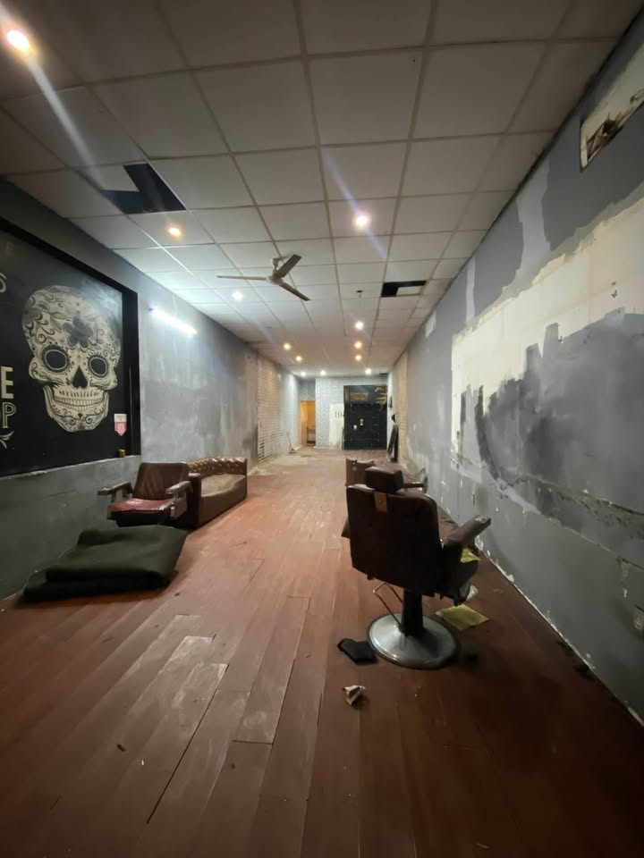 Cho thuê mặt bằng Lý Tự Trọng 100m² giá 13 triệu - Không gian riêng biệt, thuận lợi kinh doanh!