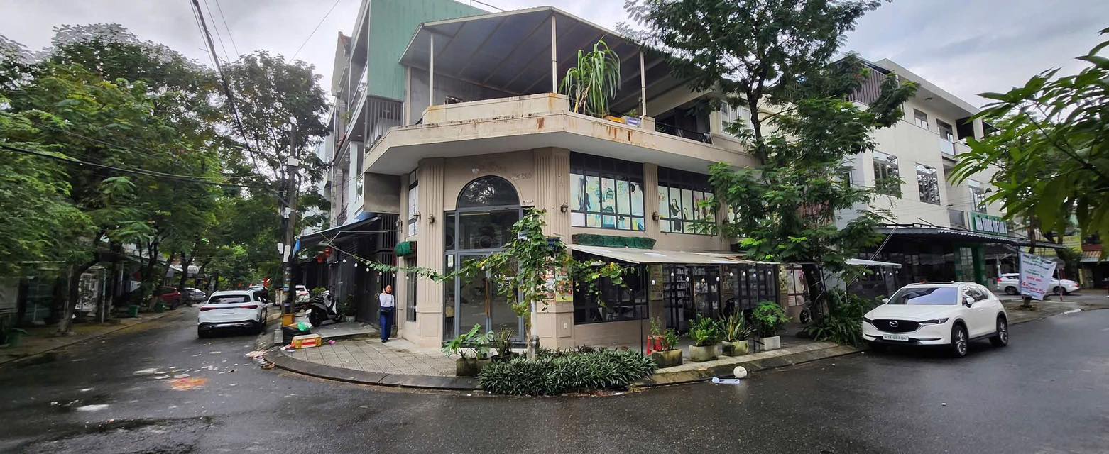 Nhà cho thuê lô góc 3 tầng Phú Lộc, Hòa Minh - 200m² chỉ 9 triệu