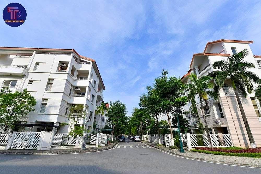 Townhouse Splendora An Khánh 103m² giá 25 tỷ - Nhà hoàn thiện đẹp, vườn sau hiếm có!