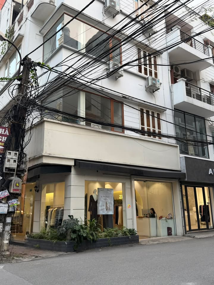 Mặt bằng kinh doanh cho thuê tại Dịch Vọng Hậu, Cầu Giấy - Diện tích 130m² giá 36 triệu/tháng