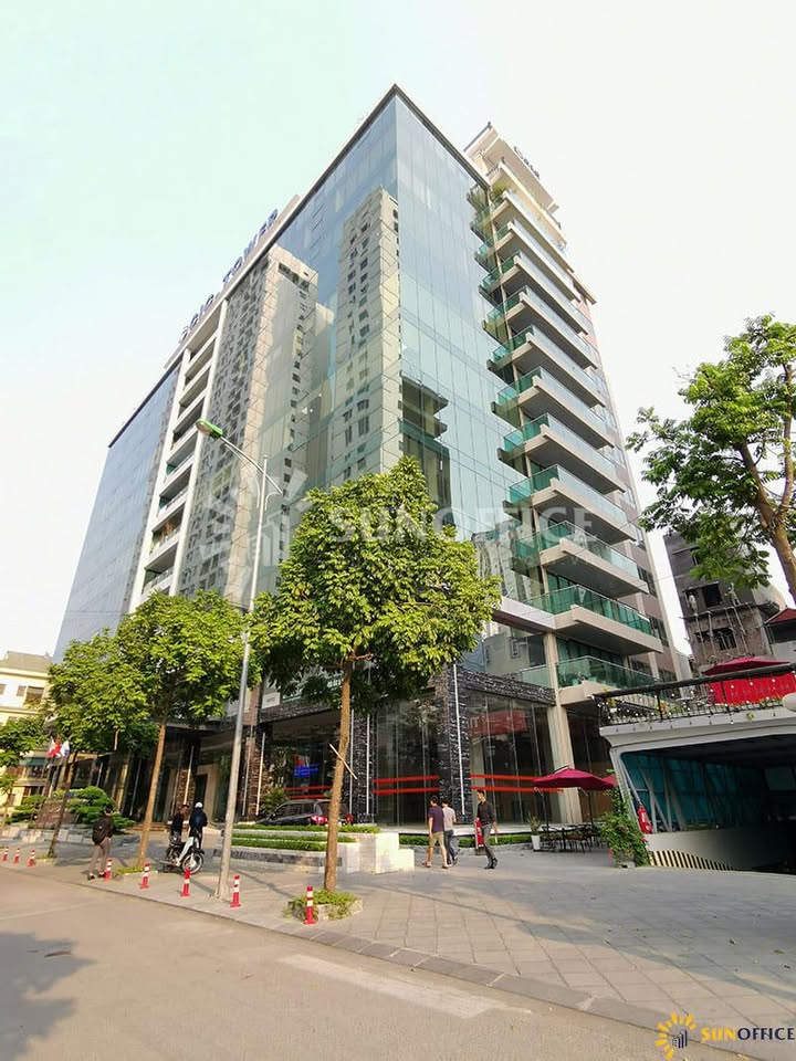 Văn phòng cho thuê 300m² tại Cầu Giấy - Full nội thất, giá chỉ 48.6 triệu!