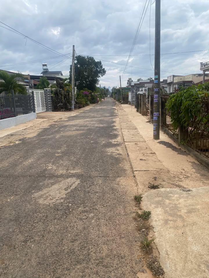 Nhà riêng tại xã Bình Thạnh, Đức Trọng 232m² giá 1.2 tỷ - Đường ô tô thuận tiện!