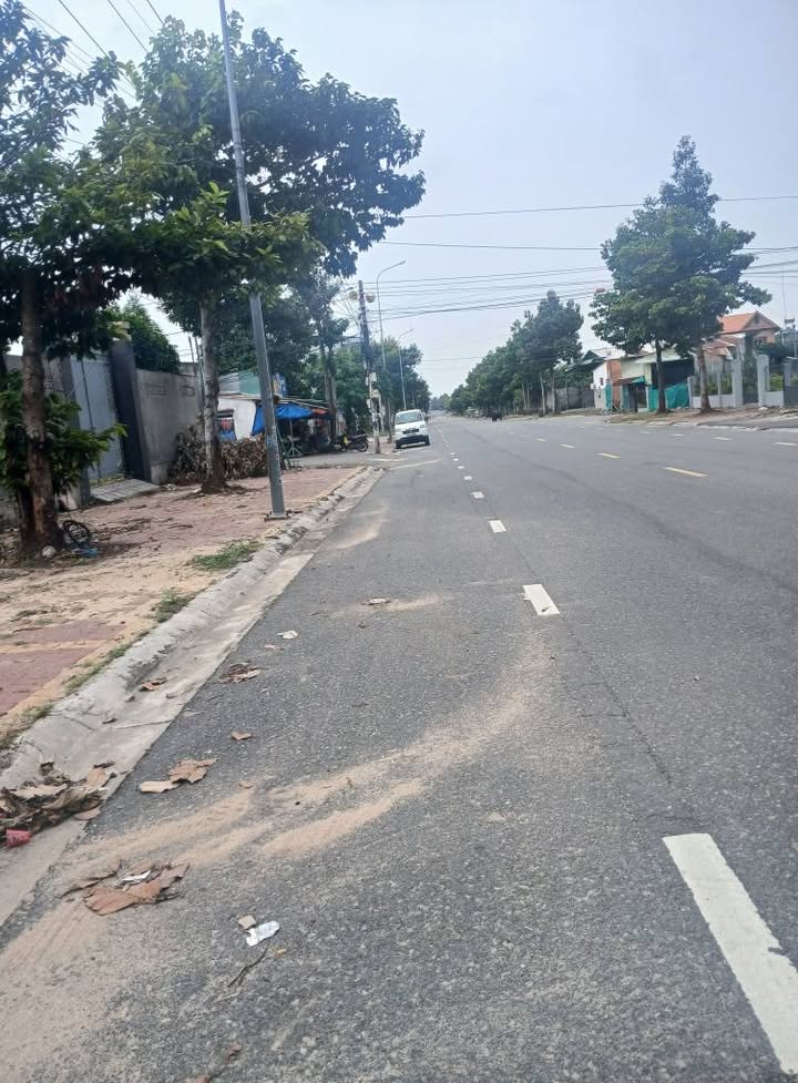 Đất nền Long Hải 93.5m² giá 2.55 tỷ - Cách biển chỉ 2km!