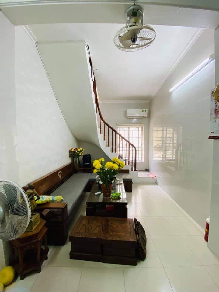 Nhà 3 tầng ngõ 128C Đại La 31m² giá 1.65 tỷ - Kinh doanh đỉnh cao!