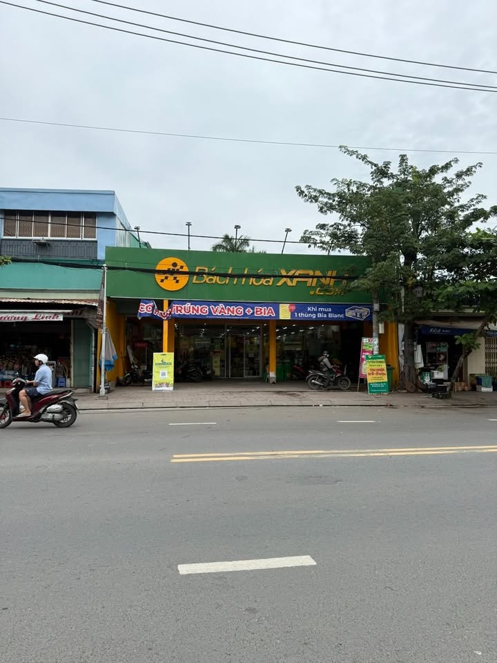 Nhà mặt tiền đường chính vào chùa Bà Châu Đốc 102.7m² giá 6.5 tỷ - Kinh doanh đắc địa!