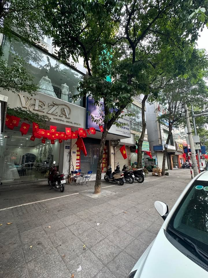 Mặt phố Khâm Thiên Đống Đa 85m² giá 55.5 tỷ - Kinh doanh sầm uất đỉnh cao!