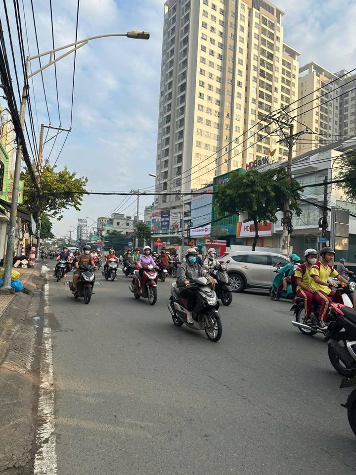 Nhà bán phường Bình Thọ, Thủ Đức 96m² giá 6.8 tỷ - Ô tô vào nhà, tiện ích đầy đủ!