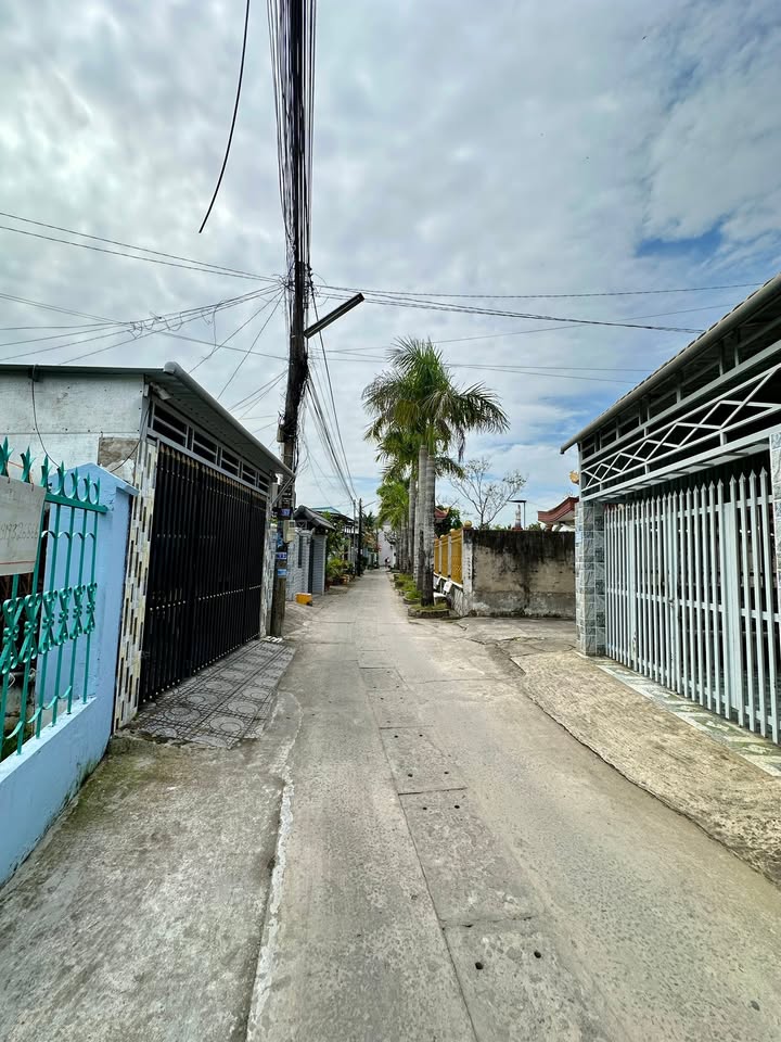 Nhà cho thuê hẻm đường Nguyễn Trung Trực, Rạch Giá 147m² - Giá chỉ 3.5 triệu/tháng!