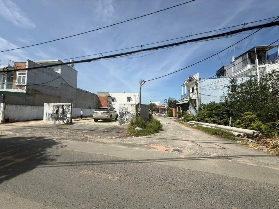 Đất thổ cư góc 2 mặt tiền đường Trung Đông 7, Thới Tam Thôn, 160m² - Cơ hội đầu tư hấp dẫn!