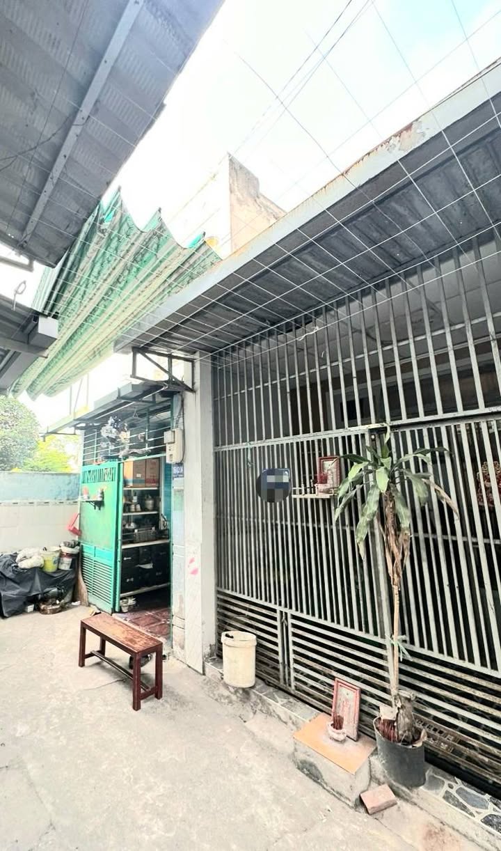 Nhà 2 Tầng KP1, Hiệp Thành, Quận 12 - Giá 2.6 Tỷ, Sổ Hồng Chính Chủ!