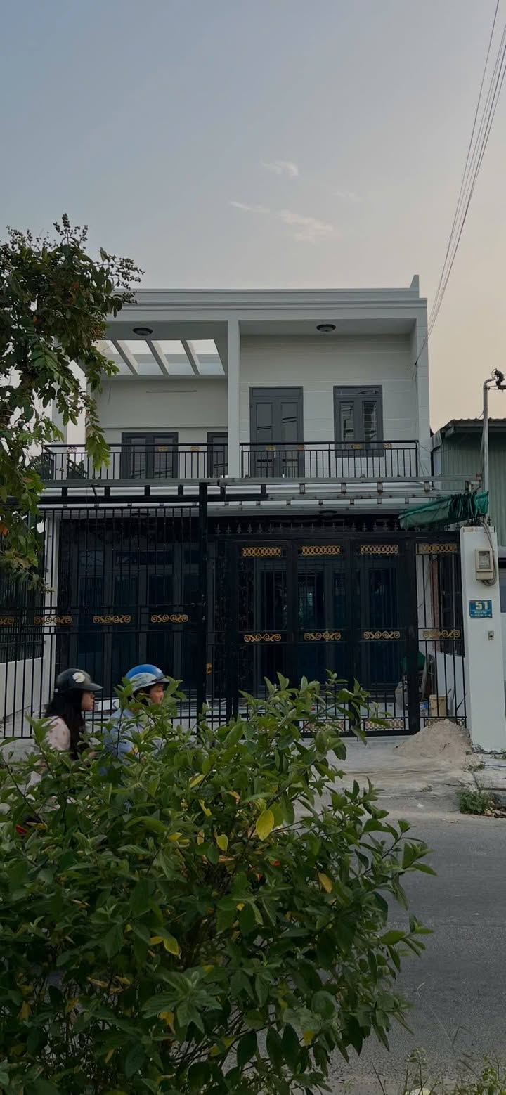 Nhà phố Hóc Môn 144m² giá 7 tỷ - Chính chủ cần bán gấp!