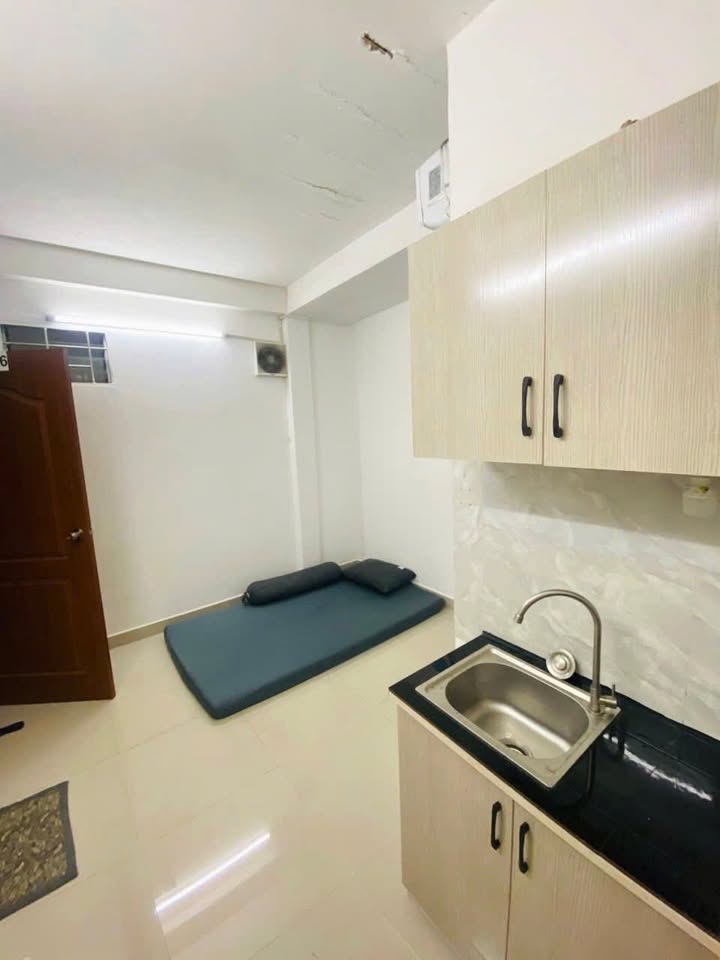 Căn hộ cho thuê 20 Võ Liêm Sơn, Quận 8 - Giá chỉ 3.3 triệu/tháng với nội thất cơ bản