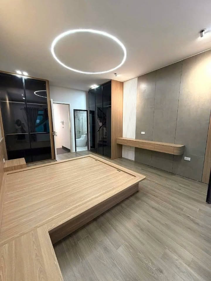 Nhà phố Xuân La, Tây Hồ 38m² giá 10 tỷ - Ô tô đỗ cửa, vào ở ngay!