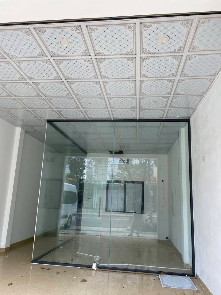 Nhà cho thuê mặt tiền đường 10m5 Hòa Minh - Liên Chiểu 100m² giá chỉ 9 triệu