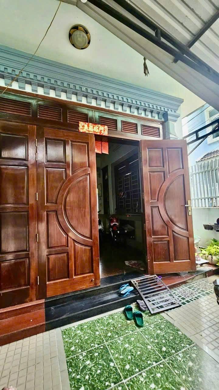 Biệt thự mini 81m² tại quận 12 - Giá chỉ 6.1 tỷ, cơ hội không thể bỏ lỡ!