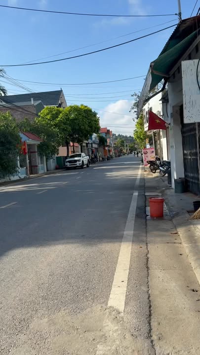 Đất nền Quảng Ngọc 80m² - Bán gấp vị trí đắc địa giữa chợ hội và trường cấp 3!