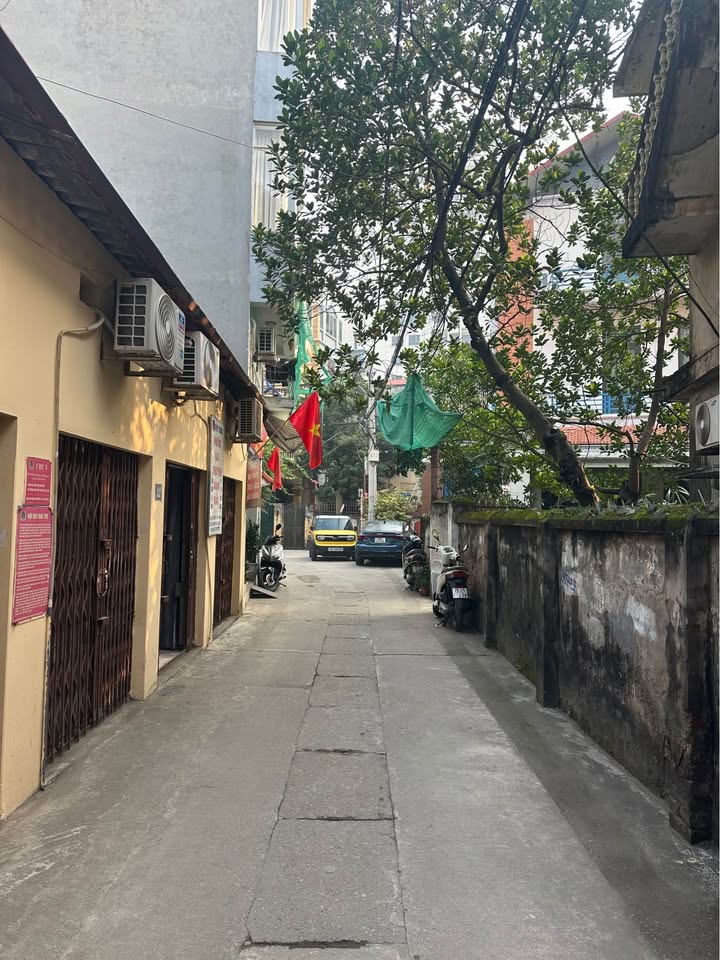 Nhà đẹp Xuân Đỉnh 40m² 6 tầng - Thang máy, 3 mặt thoáng, giá thỏa thuận!