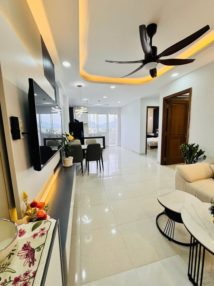 Căn hộ chung cư CT5 Vĩnh Điềm Trung Nha Trang 60m² giá 2.53 tỷ - Full nội thất mới tinh!