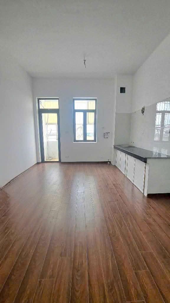 Chung cư Đức Giang Long Biên 60m² giá 3 tỷ - Căn hộ sáng thoáng, sổ đỏ đẹp!