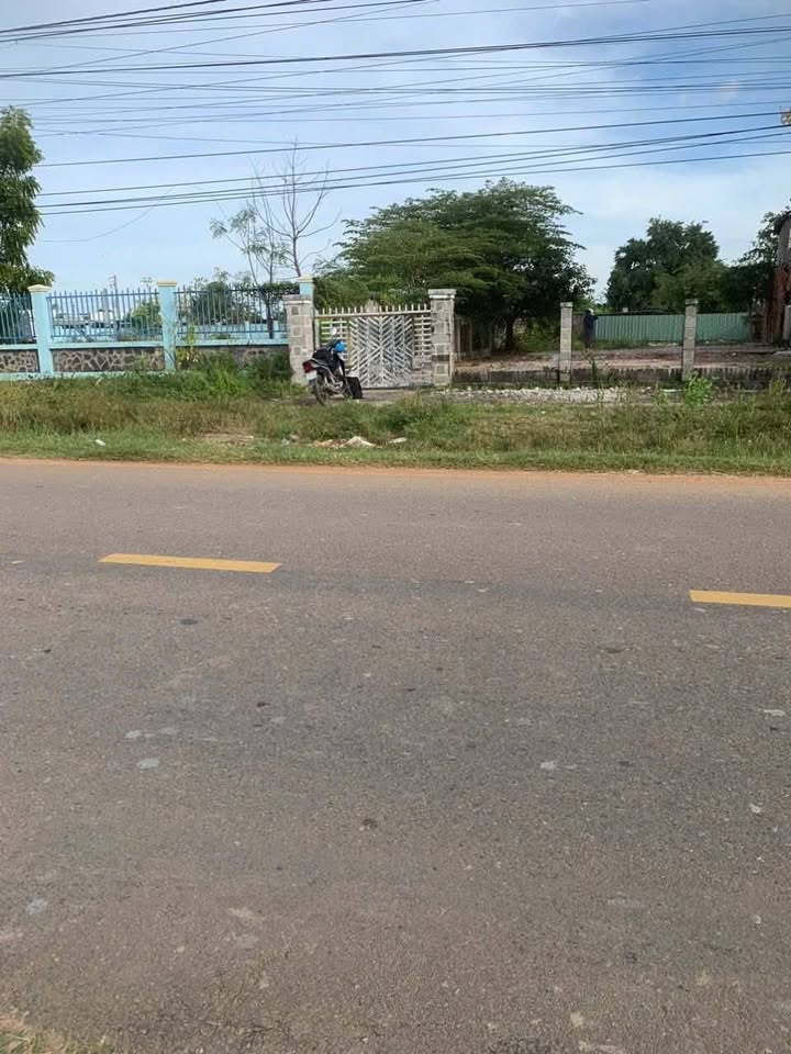 Đất nền mặt tiền Quốc lộ 28, xã Hàm Trí, 600m² - Giá đầu tư chỉ 1 tỷ!