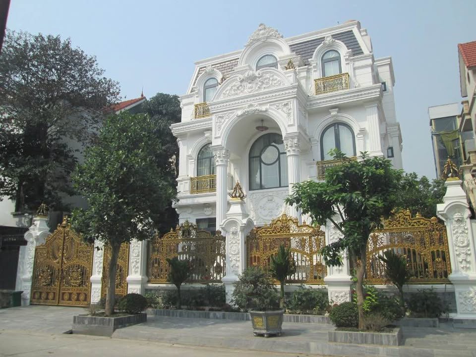 Nhà phố KĐT Phú Lương 200m² giá 30 tỷ - Sổ đỏ, chính chủ, giao dịch ngay!