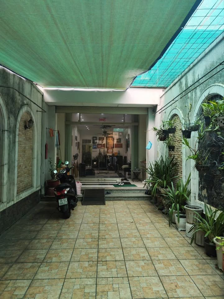 Bán nhà mặt tiền Nam Kỳ Khởi Nghĩa, Quận 3 - Cơ hội đầu tư tuyệt vời!