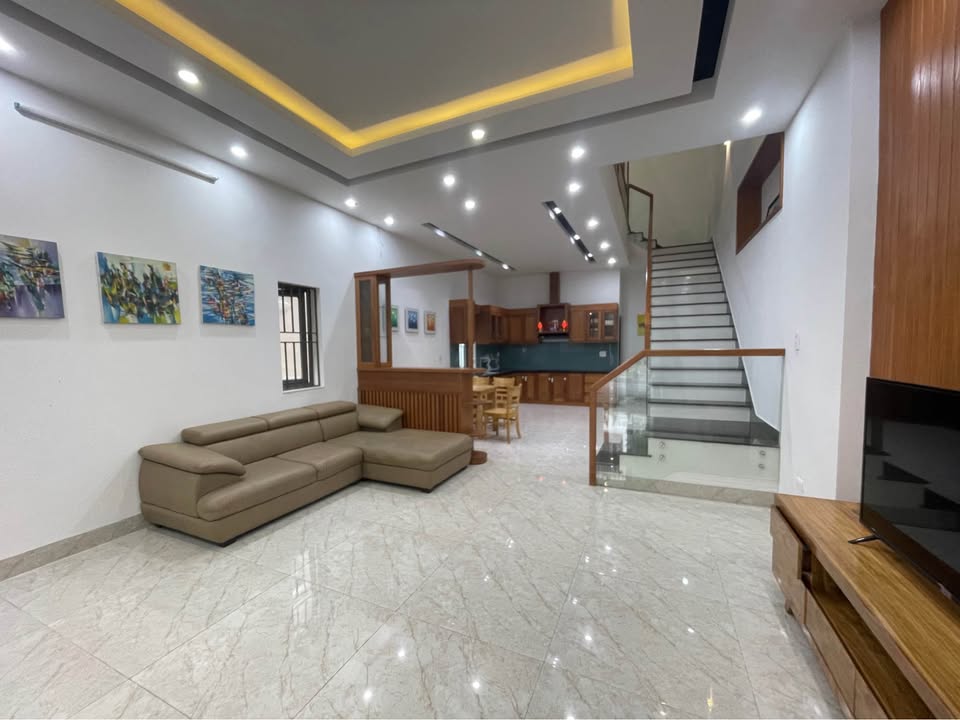 Nhà mặt tiền Sơn Trà 100m² giá 12 tỷ - Phong thủy vượng khí, đầu tư sinh lời!