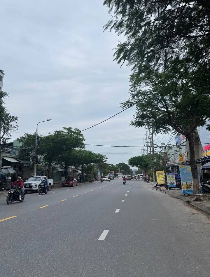 Đất mặt tiền Lưu Quang Vũ, Ngũ Hành Sơn 180m² giá chỉ 4.45 tỷ - Đầu tư sinh lời ngay!