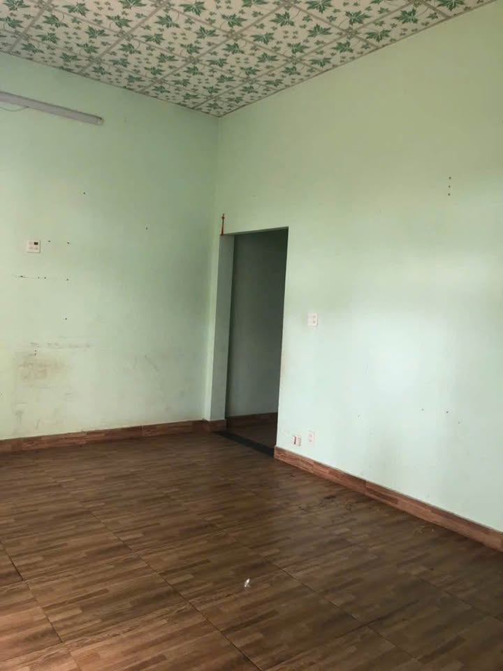 Nhà cấp 4 B'Lao Bảo Lộc 373m² giá 1.45 tỷ - Đường xe hơi vào tận cửa!