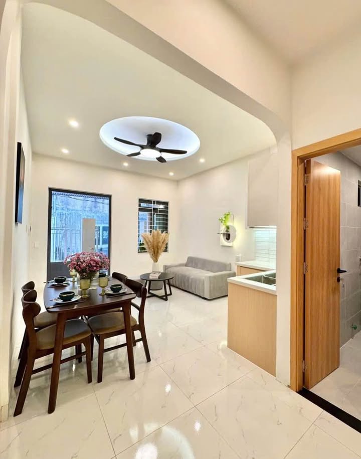 Nhà kiệt Duy Tân, phường An Cựu 56m² giá 1.79 tỷ - Nội thất đầy đủ, sẵn sàng vào ở!