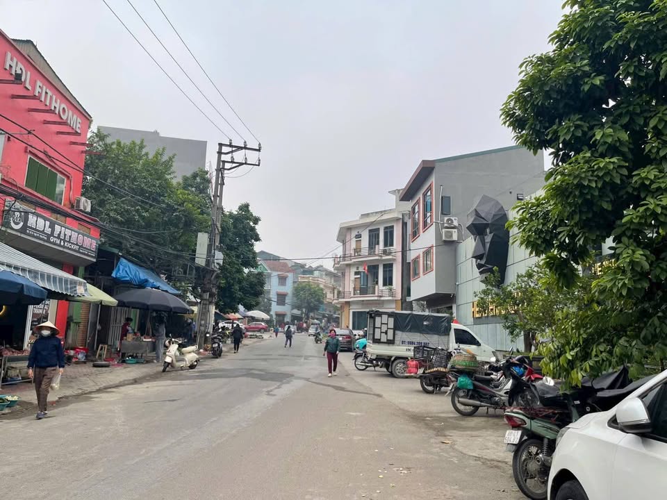 Nhà 4 Tầng KĐT Trầm Sào, Phú Thọ 81m² - Vị trí thuận tiện, giá thỏa thuận!