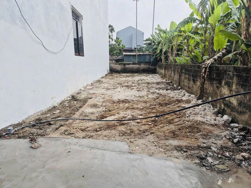 Đất Bái Trong, Hoa Động, 100m² giá 1.9 tỷ - Cơ hội đầu tư tuyệt vời!