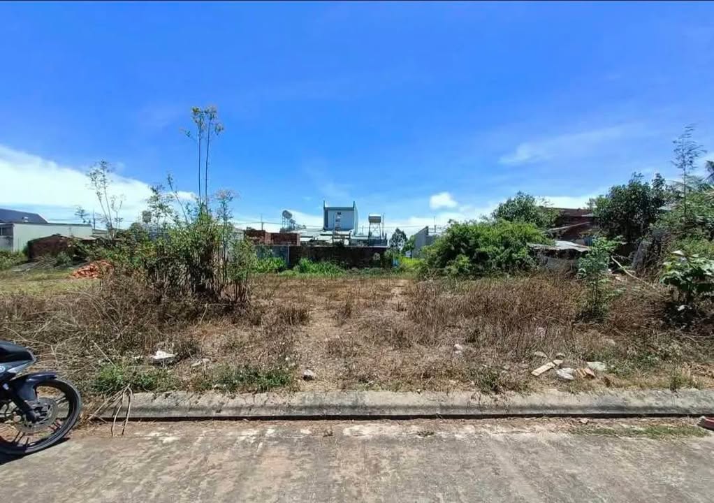 Đất thổ cư 100% tại Khu đấu giá Bộ đội Ngô Đức Đệ, 100m² giá 400 triệu - Cơ hội vàng cho nhà đầu tư!