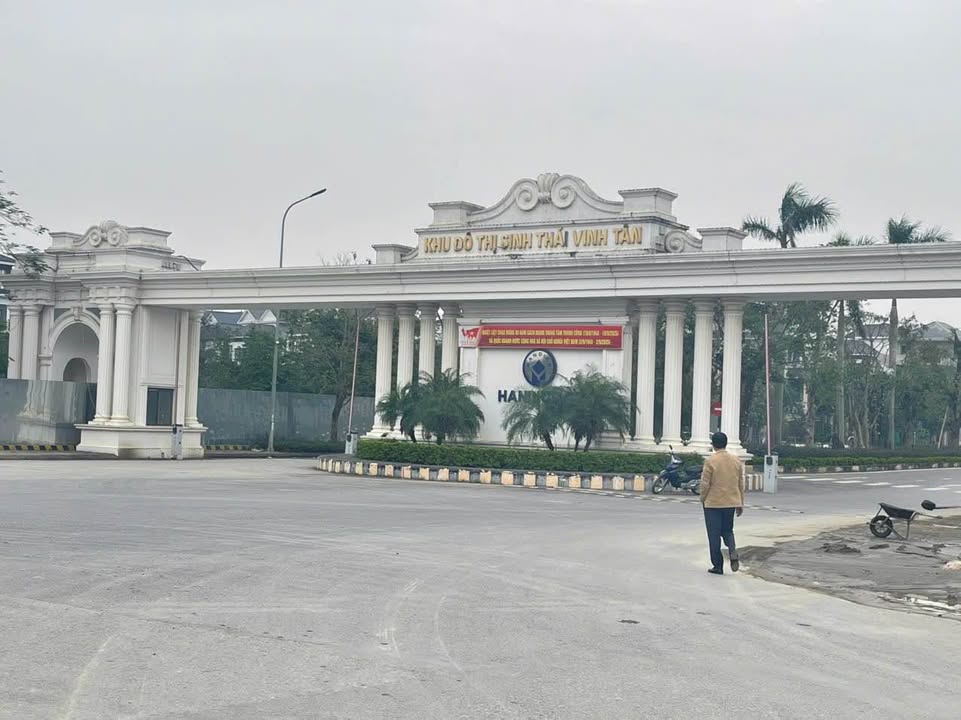 Đất nền Vinh Tân 92.5m² giá 2.4 tỷ - Tiềm năng sinh lời cao!