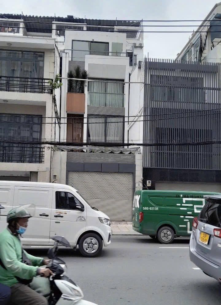 Nhà mặt tiền cho thuê Đinh Bộ Lĩnh 120m² giá 45 triệu - Phù hợp nhiều ngành nghề!